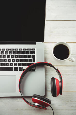 Headphones-Laptop